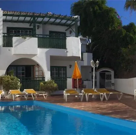 Neptuno Costadeje 아파트 3*