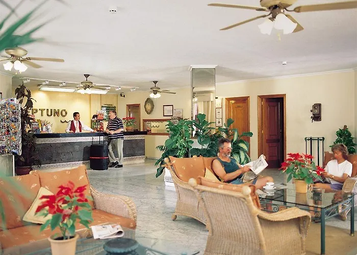 Appartamento Neptuno Costadeje 3*